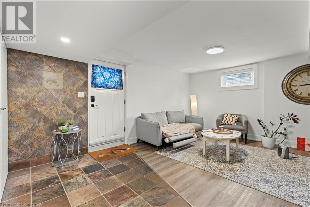 Photo 19 of 4250 William St Street, Lincoln ON
