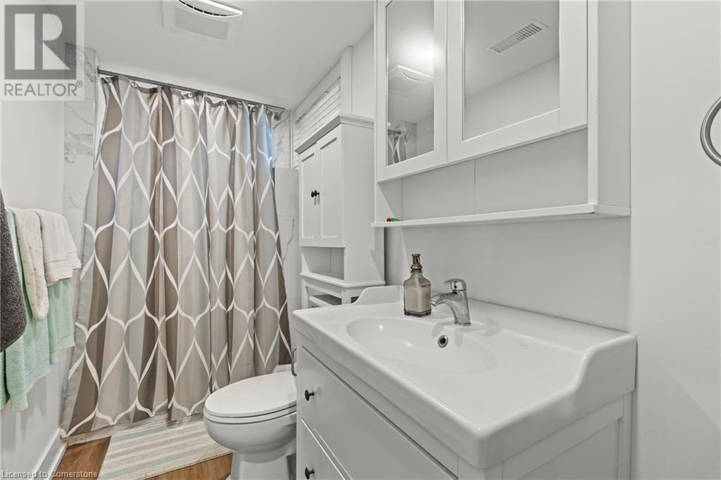 Photo 26 of 4250 William St Street, Lincoln ON