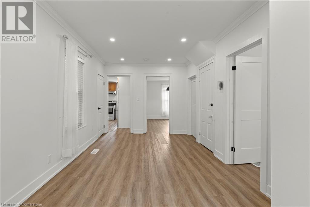 Photo 34 of 4250 William St Street, Lincoln ON
