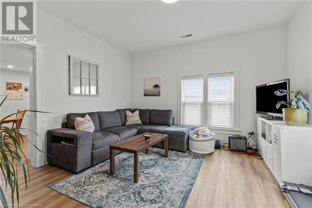 Photo 8 of 4250 William St Street, Lincoln ON