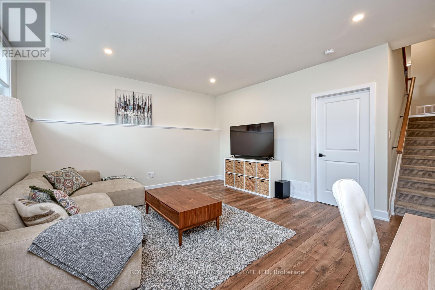 Photo 36 of 167 Wallace Street, Merrickvillewolford ON