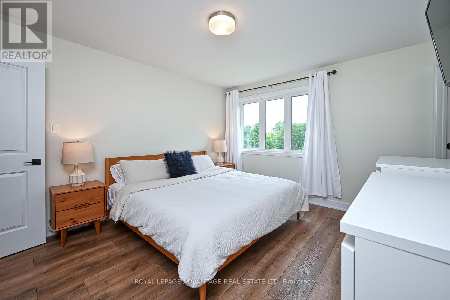 Photo 2 of 167 Wallace Street, Merrickvillewolford ON