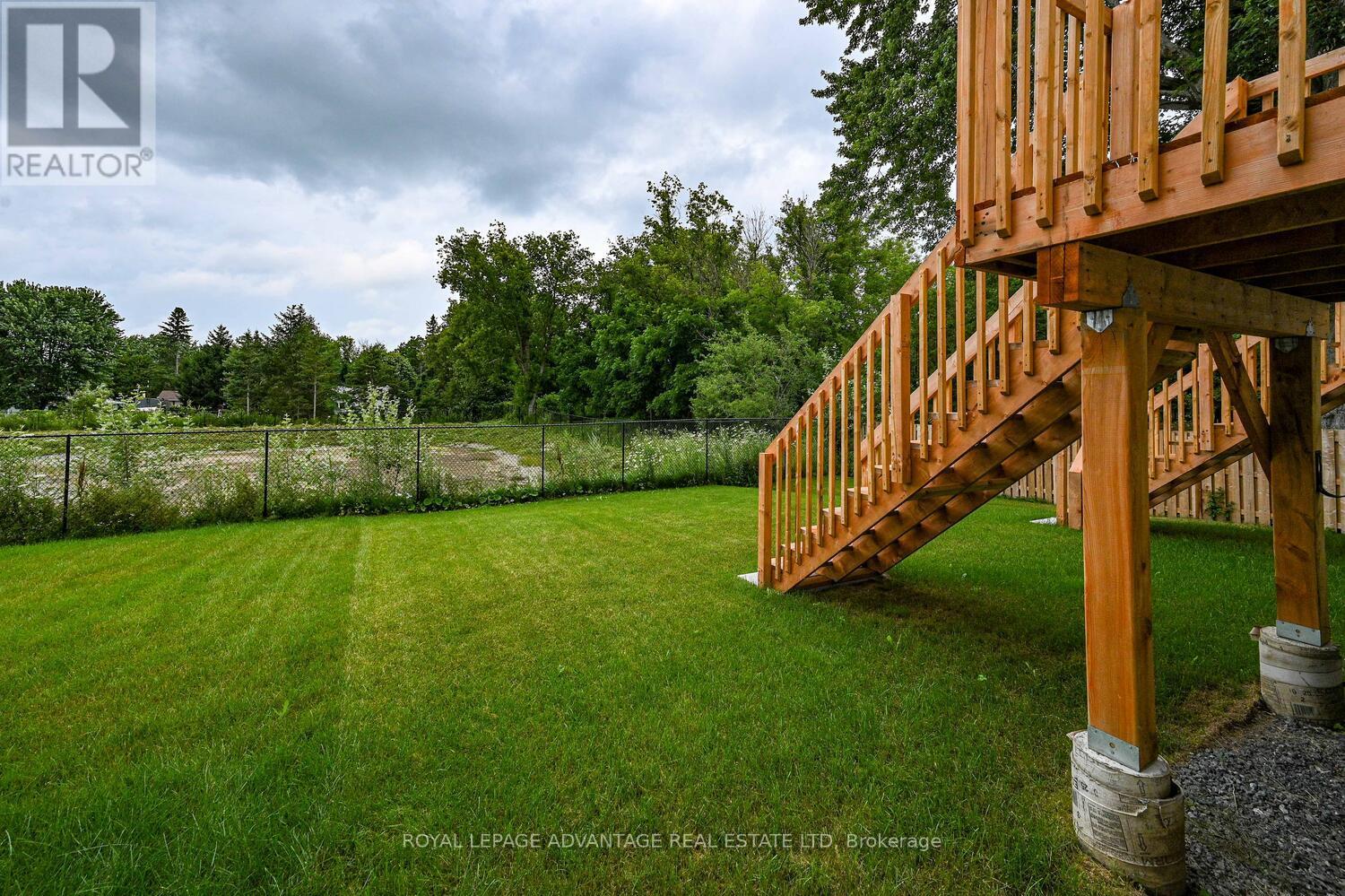 Photo 32 of 167 Wallace Street, Merrickvillewolford ON