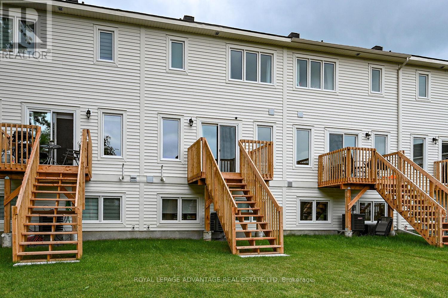 Photo 26 of 167 Wallace Street, Merrickvillewolford ON