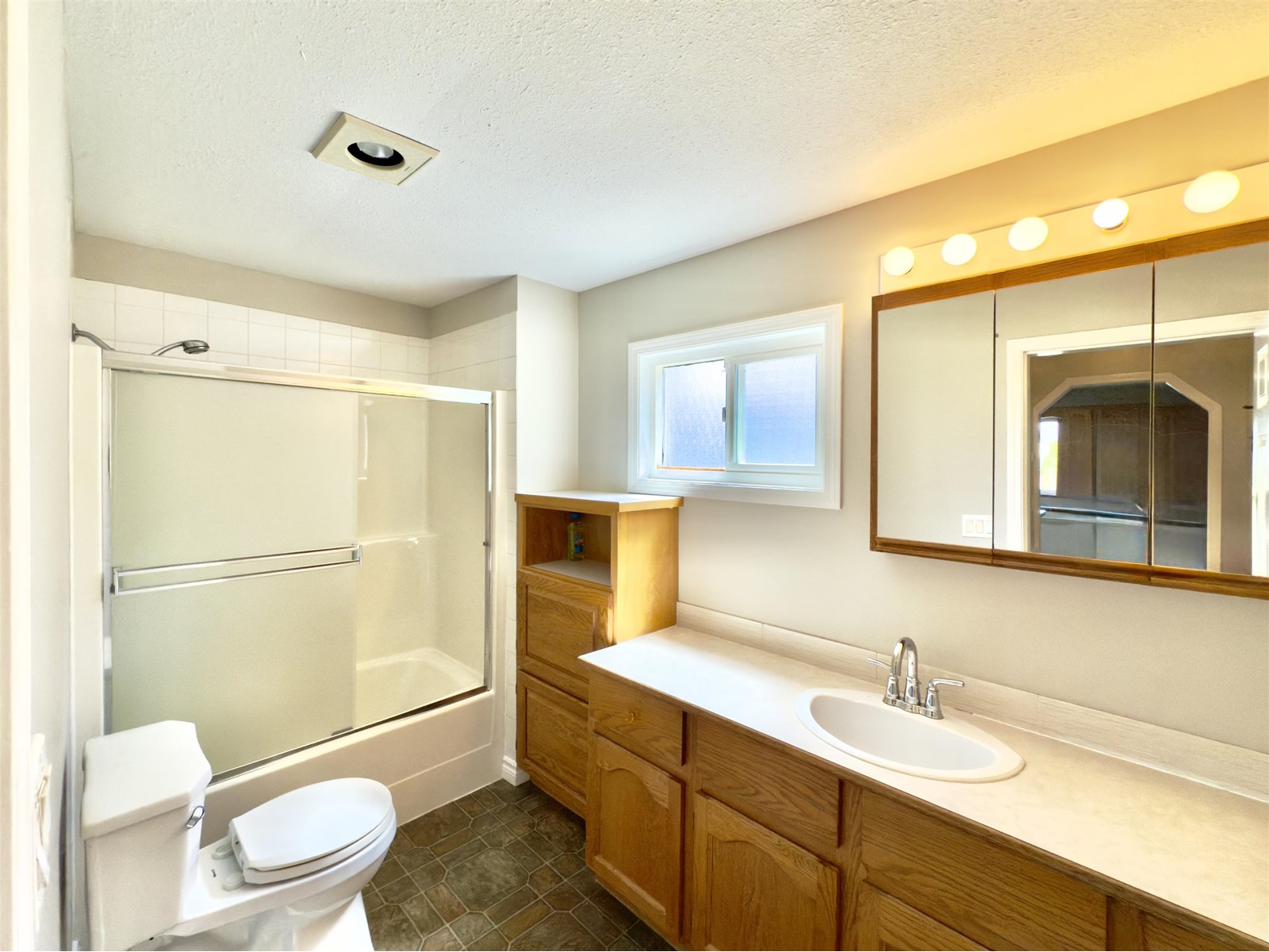 Photo 6 of 46382 Stevenson Road Sardis South, Chilliwack BC