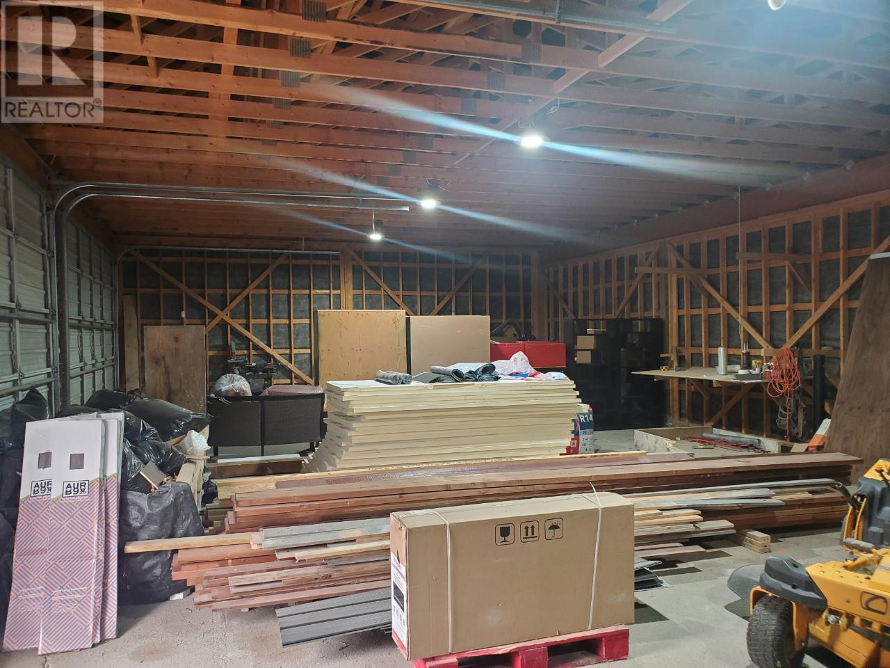 4958 BURNS Avenue, Canal Flats