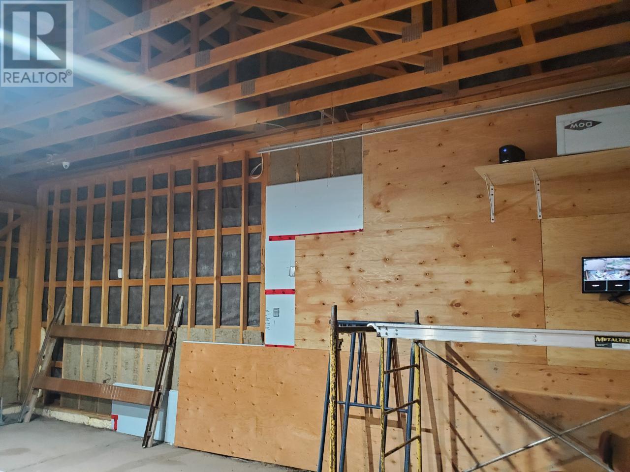 4958 BURNS Avenue, Canal Flats