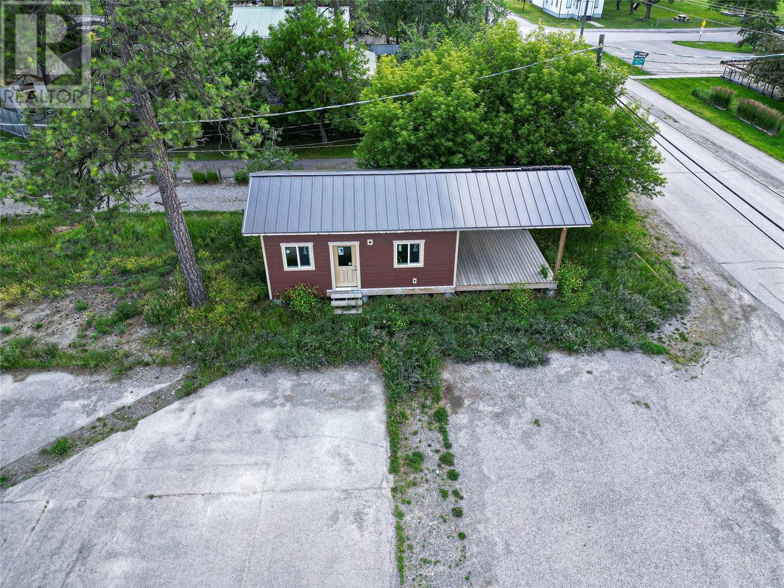 4958 BURNS Avenue, Canal Flats