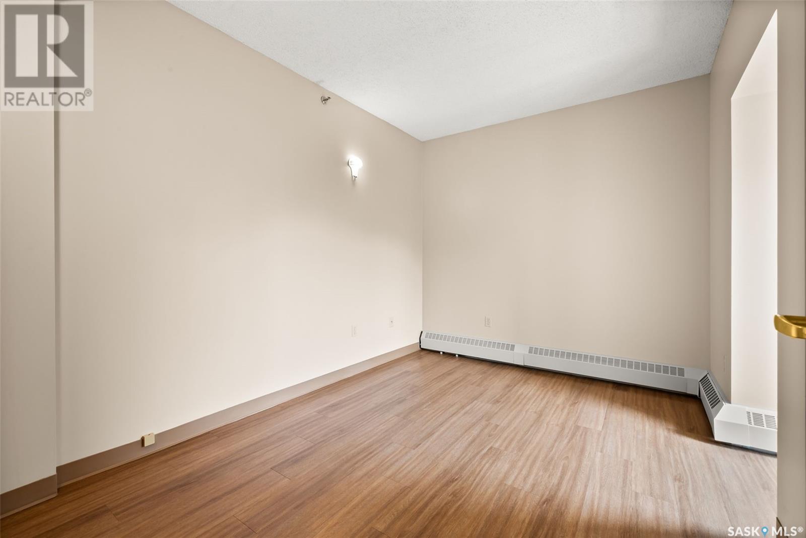 Photo 10 of 408 3225 13 Th Avenue, Regina SK