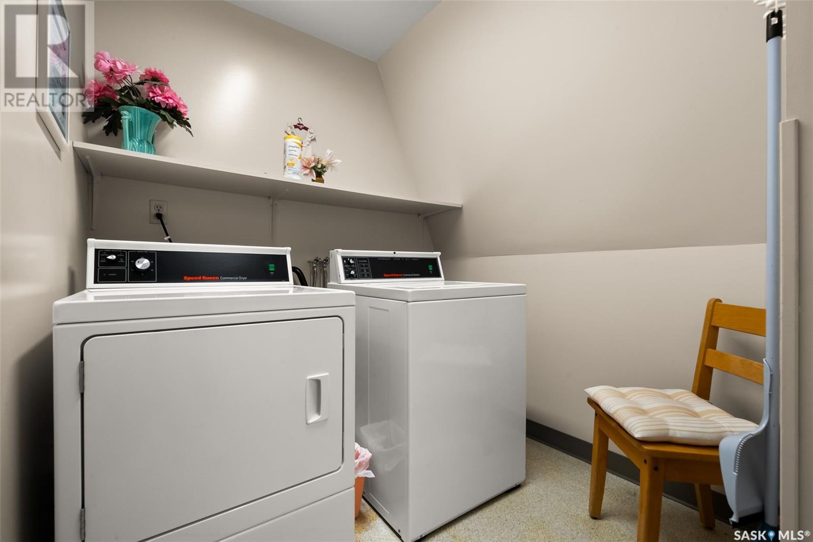 Photo 18 of 408 3225 13 Th Avenue, Regina SK