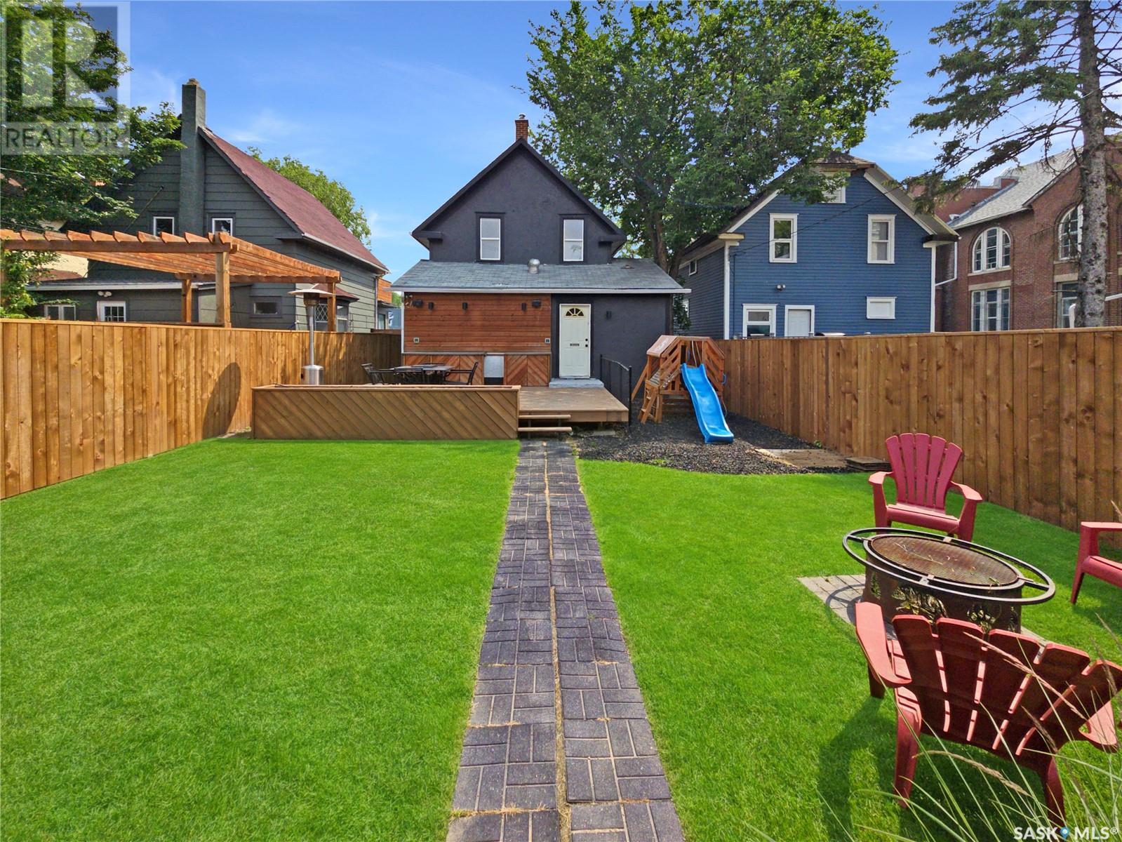 Photo 48 of 227 H Avenue S, Saskatoon SK