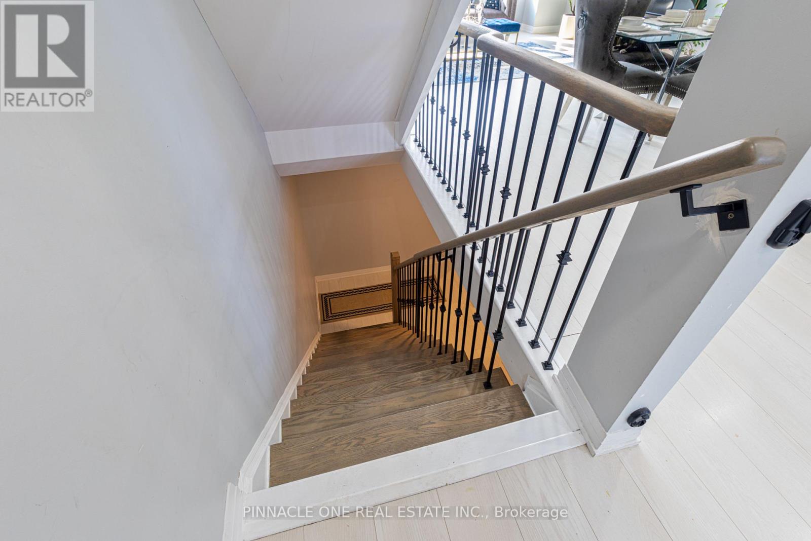Photo 34 of 30 Ambereen Place, Clarington ON