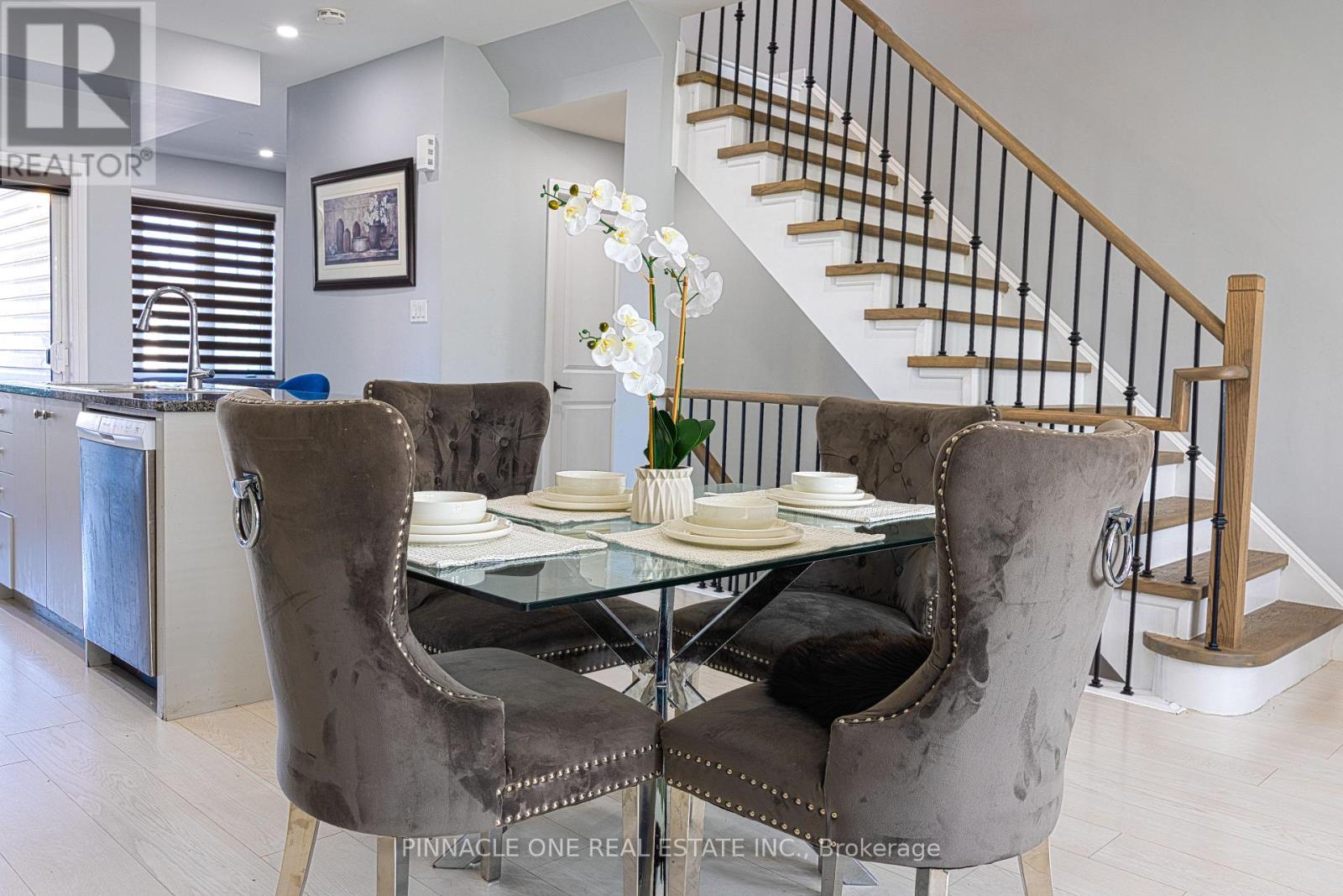 Photo 40 of 30 Ambereen Place, Clarington ON