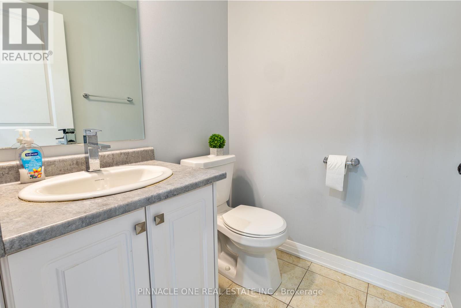 Photo 46 of 30 Ambereen Place, Clarington ON