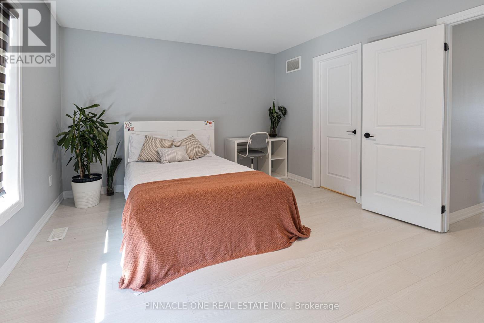 Photo 19 of 30 Ambereen Place, Clarington ON