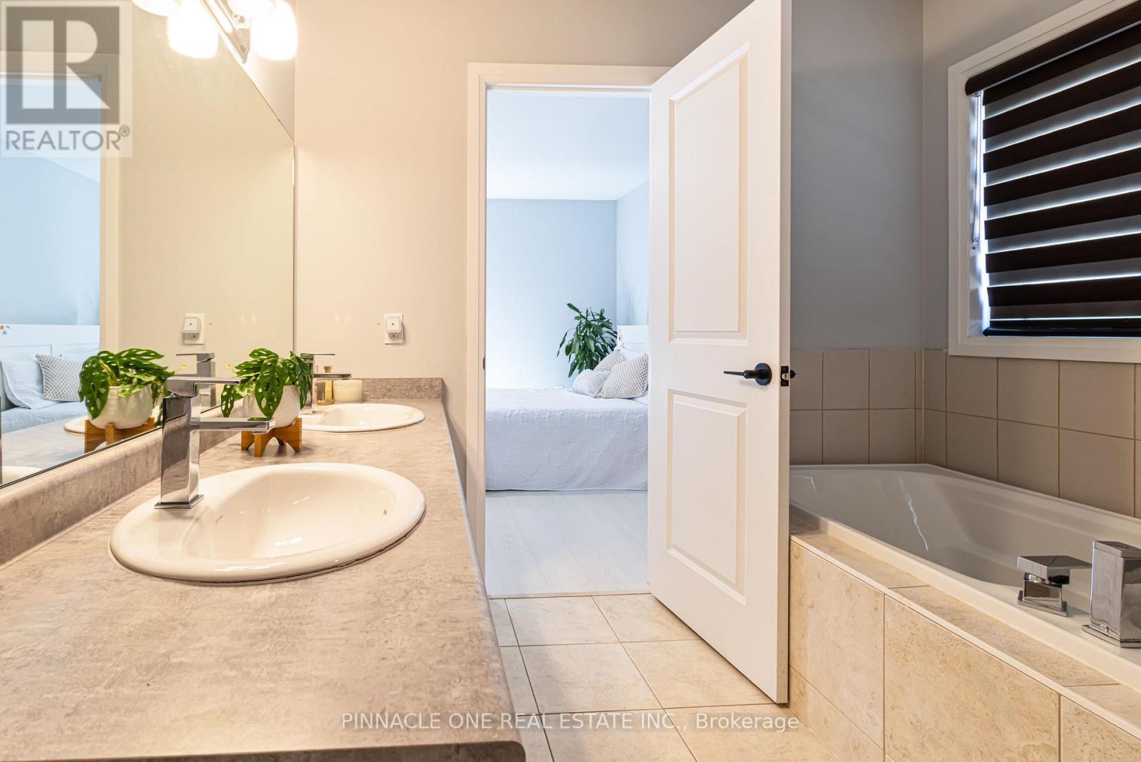 Photo 1 of 30 Ambereen Place, Clarington ON