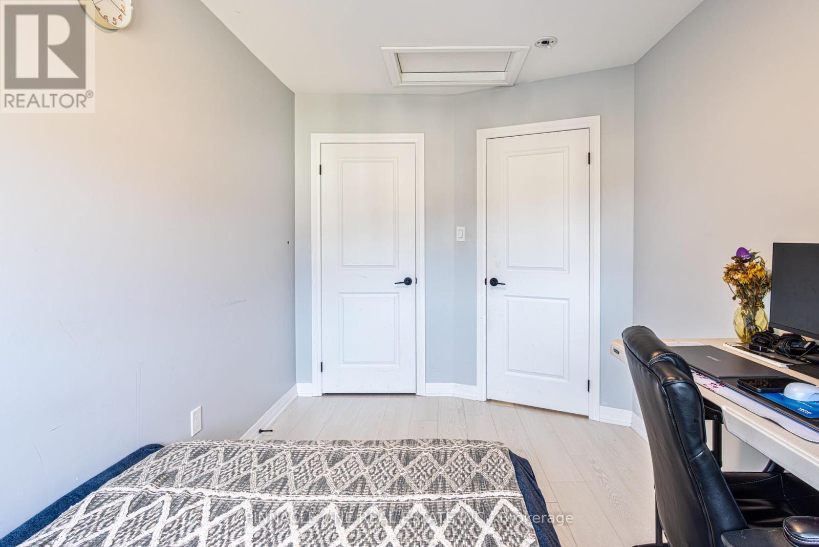 Photo 20 of 30 Ambereen Place, Clarington ON