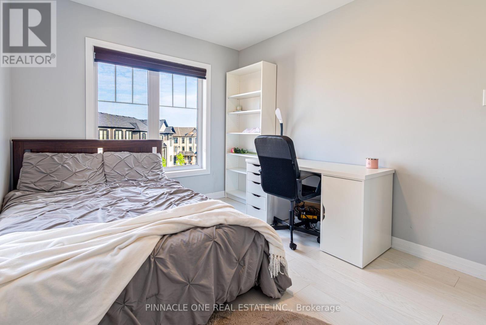 Photo 36 of 30 Ambereen Place, Clarington ON
