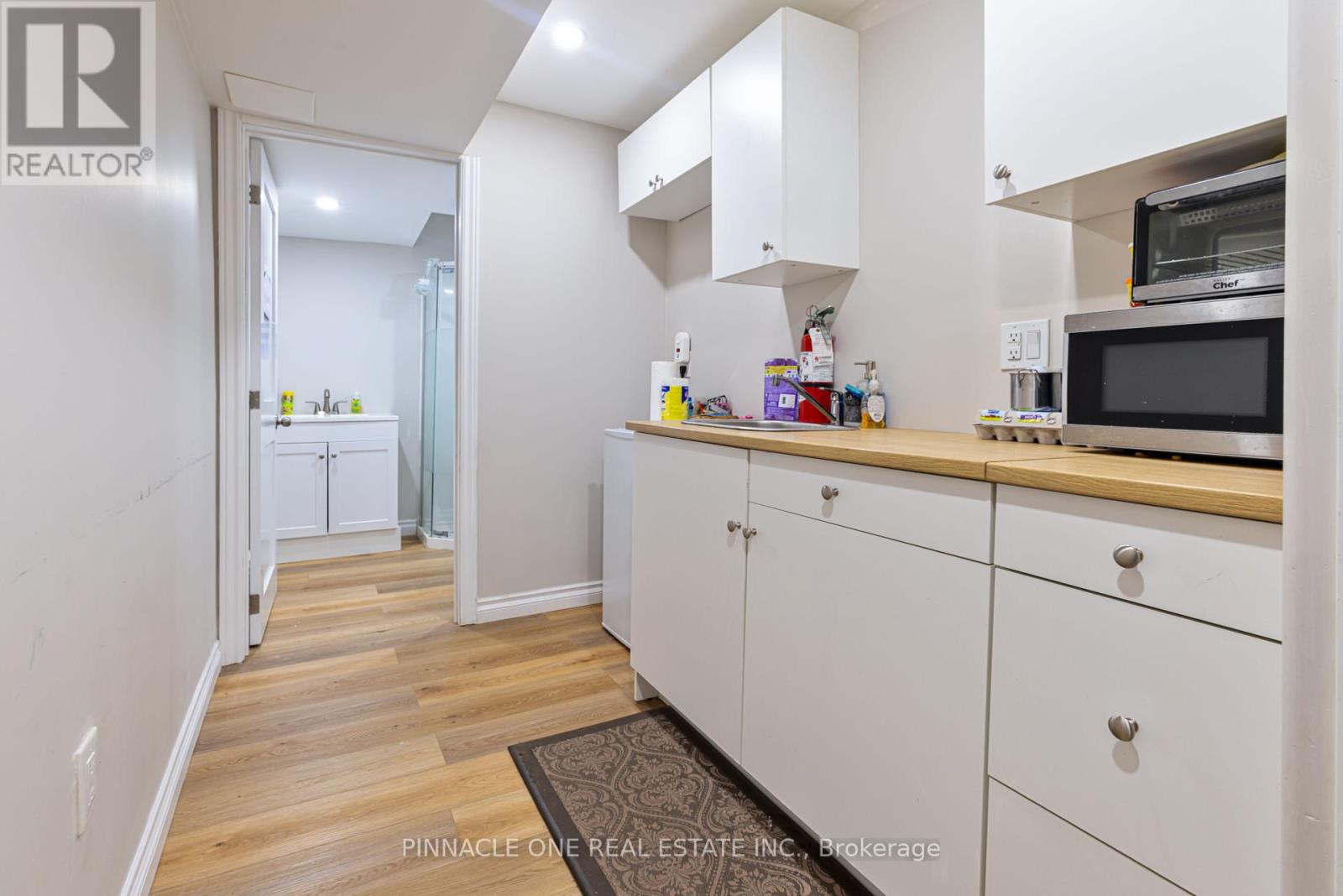 Photo 47 of 30 Ambereen Place, Clarington ON
