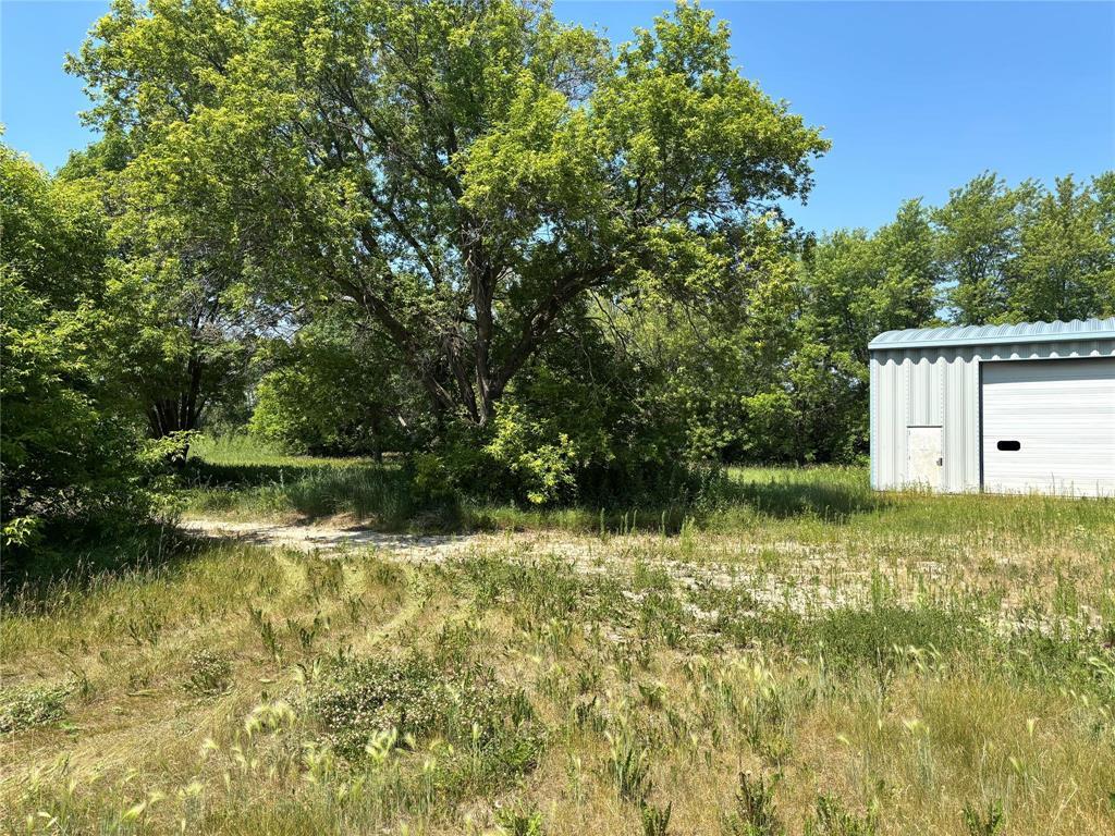 Photo 2 of 9193 No 8 Highway, Netley MB