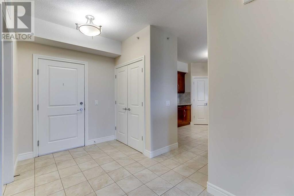 Single Family House for Sale in   Fish Creek Boulevard SW Evergreen Calgary 