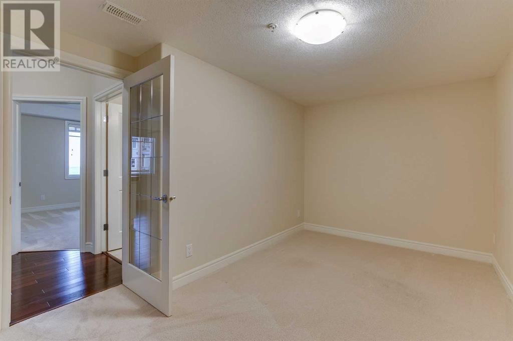 Single Family House for Sale in   Fish Creek Boulevard SW Evergreen Calgary 