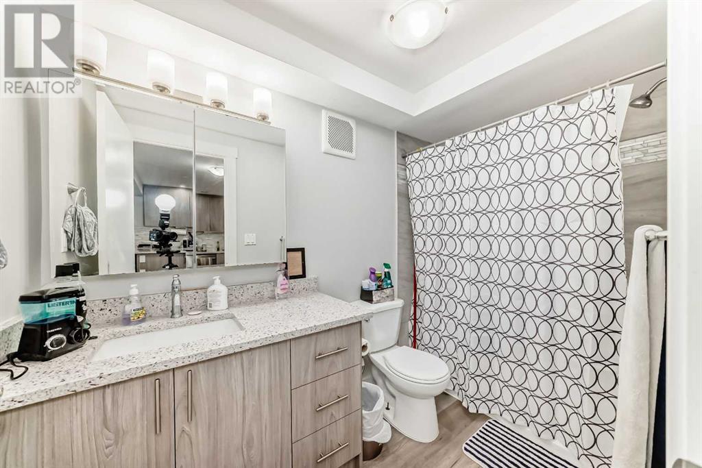 Single Family House 4 Level for Sale in  Bedfield Court NE Beddington Heights Calgary 