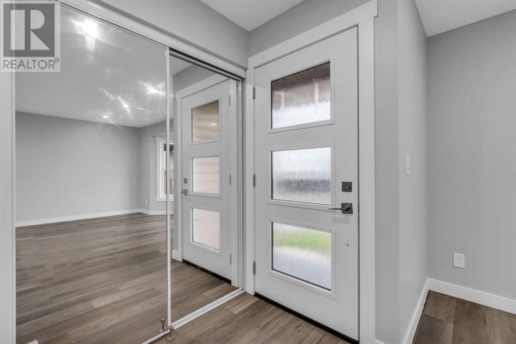 Single Family House 4 Level for Sale in  Bedfield Court NE Beddington Heights Calgary 