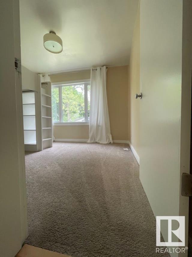 Photo 16 of 12338 91 St Nw, Edmonton AB
