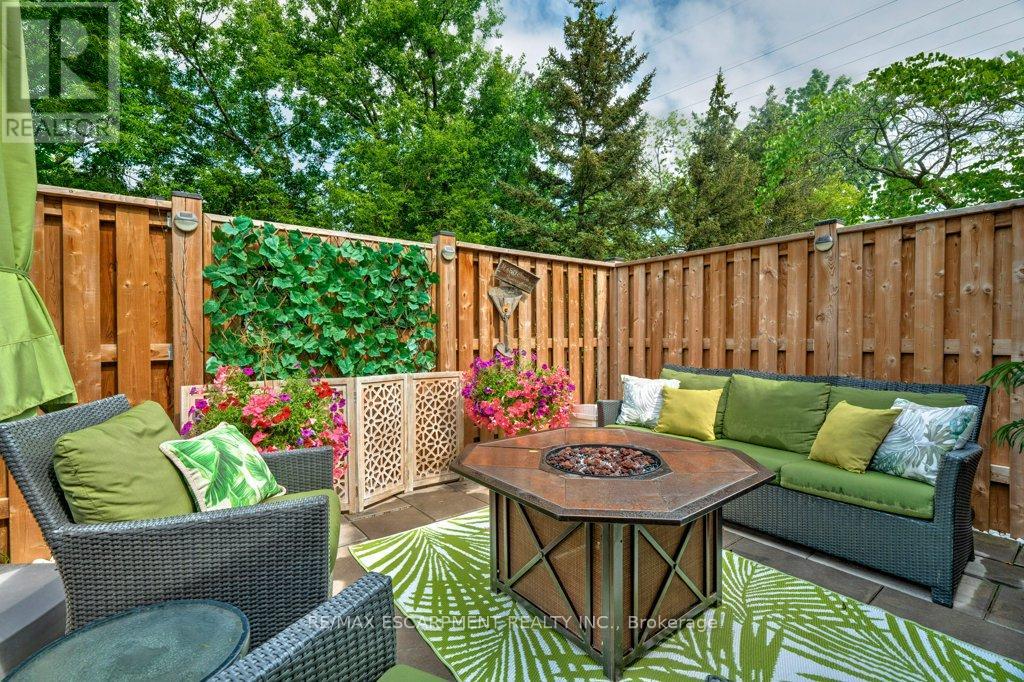 Photo 19 of 11 1280 Maple Crossing Boulevard, Burlington ON