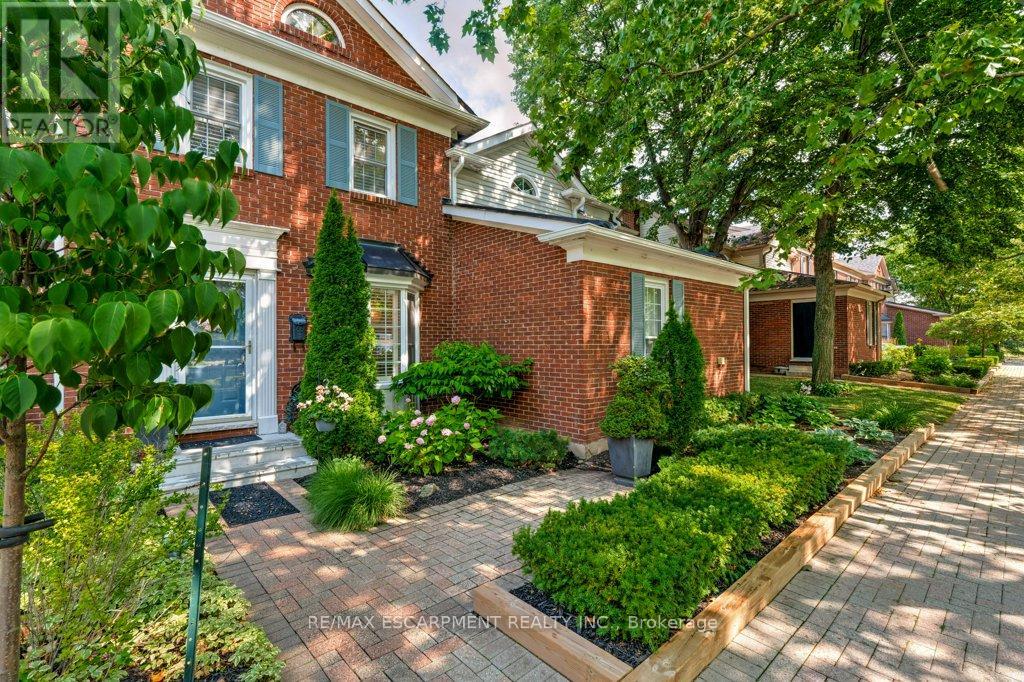Photo 29 of 11 1280 Maple Crossing Boulevard, Burlington ON