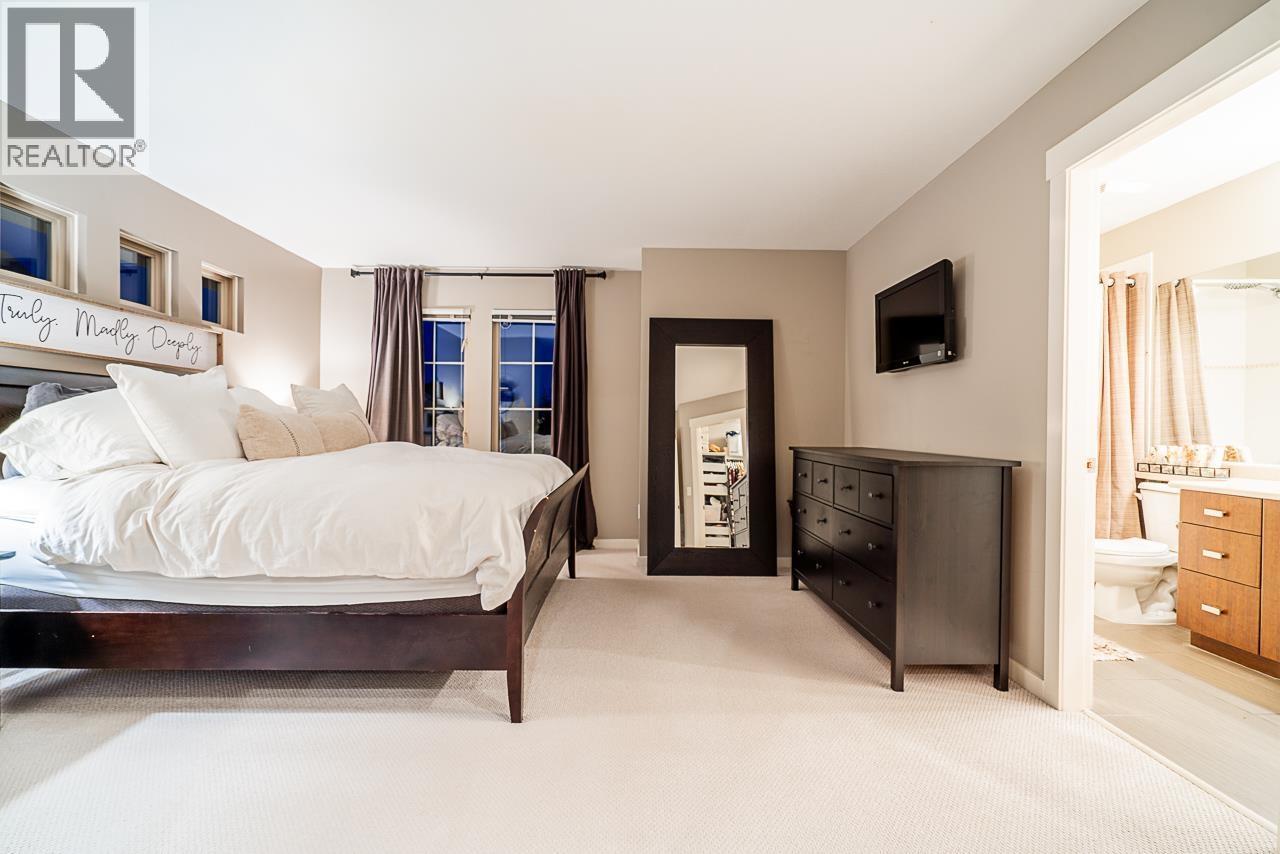 Photo 9 of 89 Fernway Drive, Port Moody BC