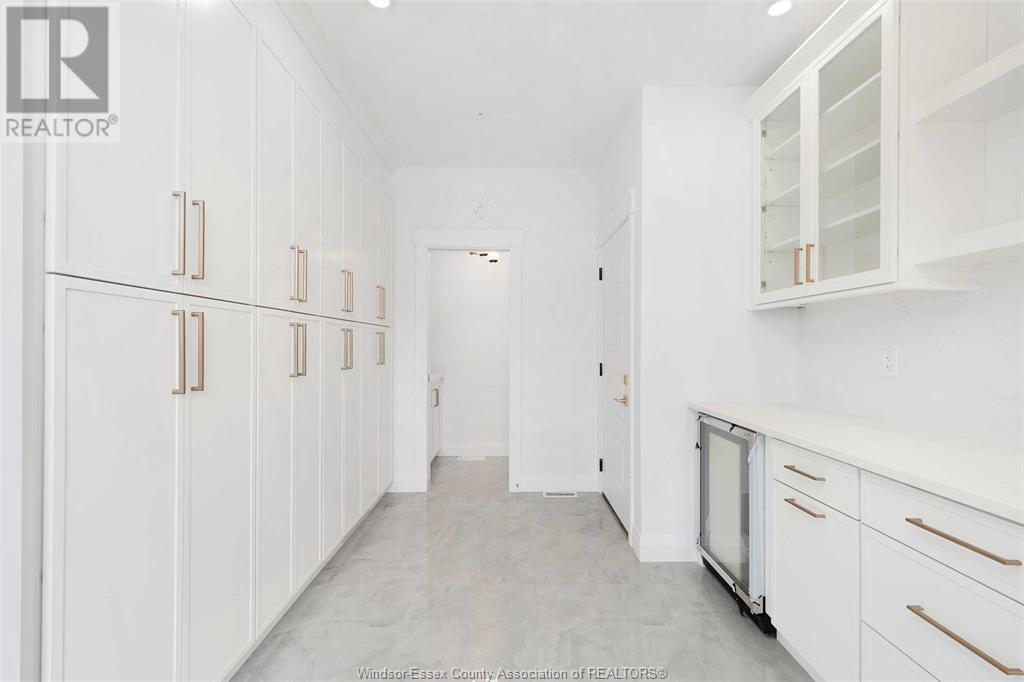 Photo 14 of 4300 Caterina, Lasalle ON
