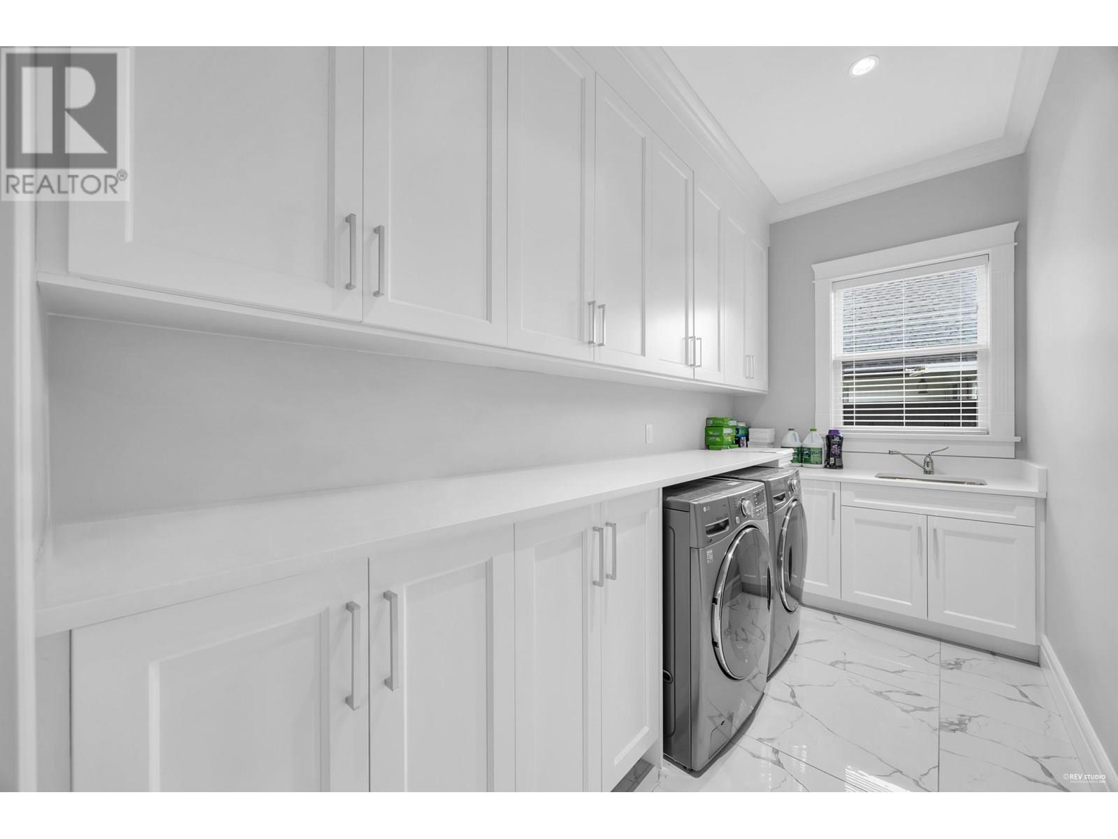 Photo 36 of 10720 Mortfield Road, Richmond BC