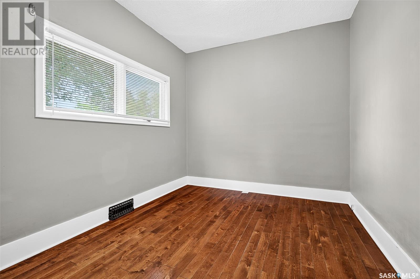 Photo 7 of 1227 1st Avenue Nw, Moose Jaw SK