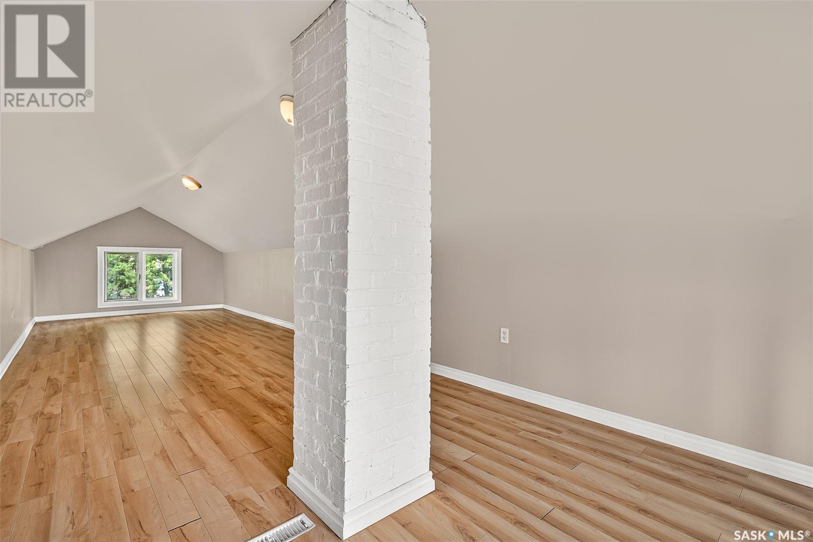Photo 30 of 1227 1st Avenue Nw, Moose Jaw SK