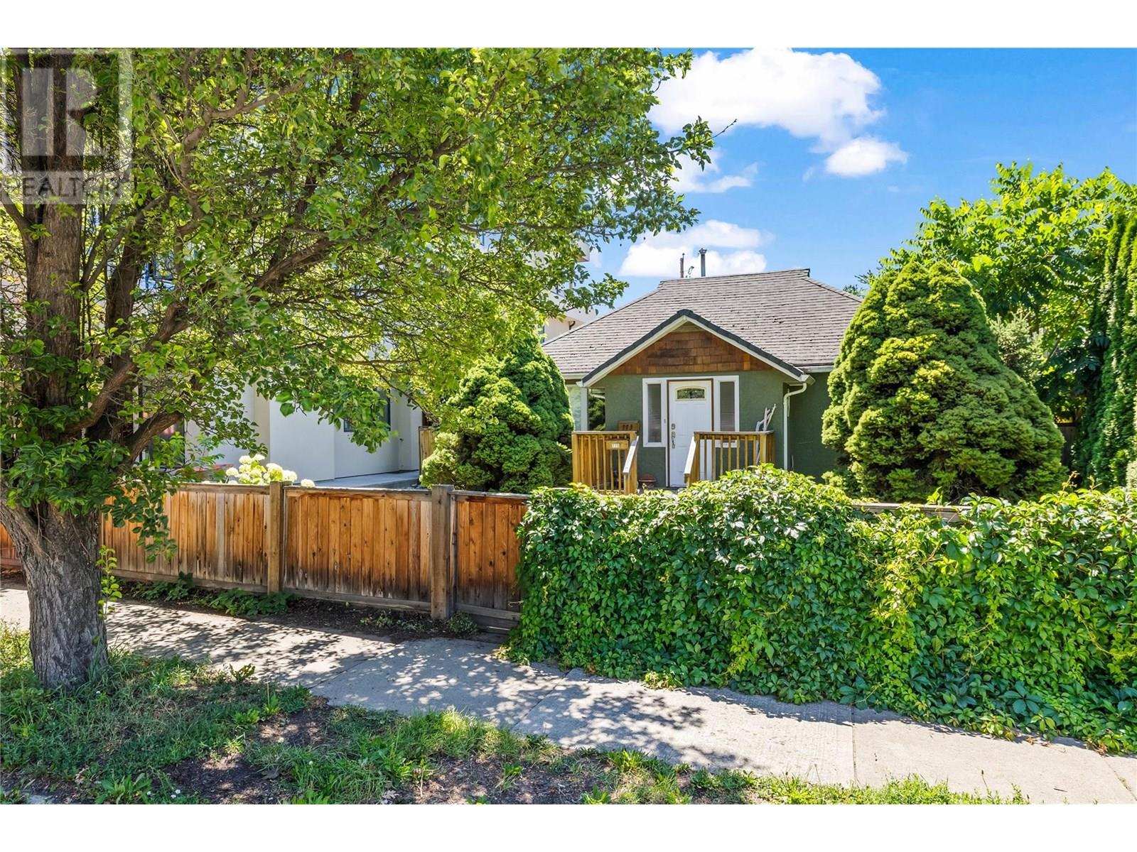  773-775 Martin Avenue, Kelowna