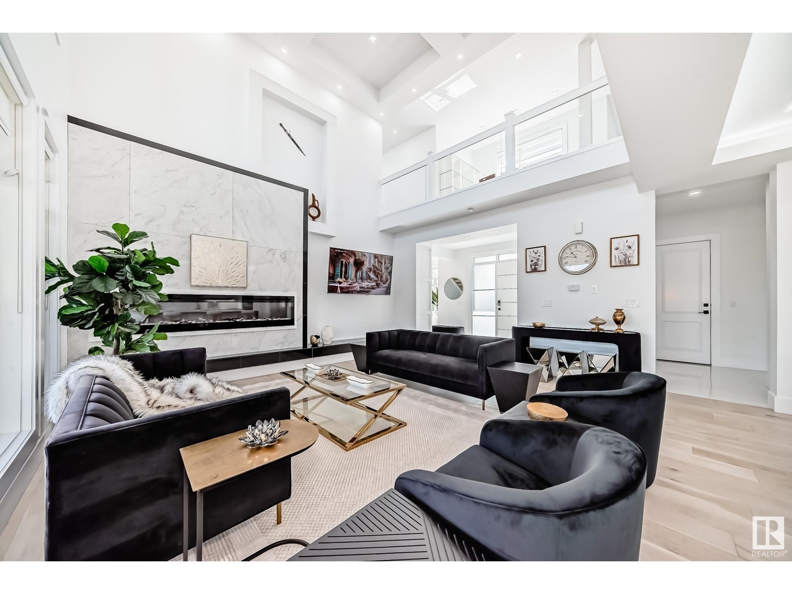 Photo 16 of 2747 Wheaton Dr Nw, Edmonton AB