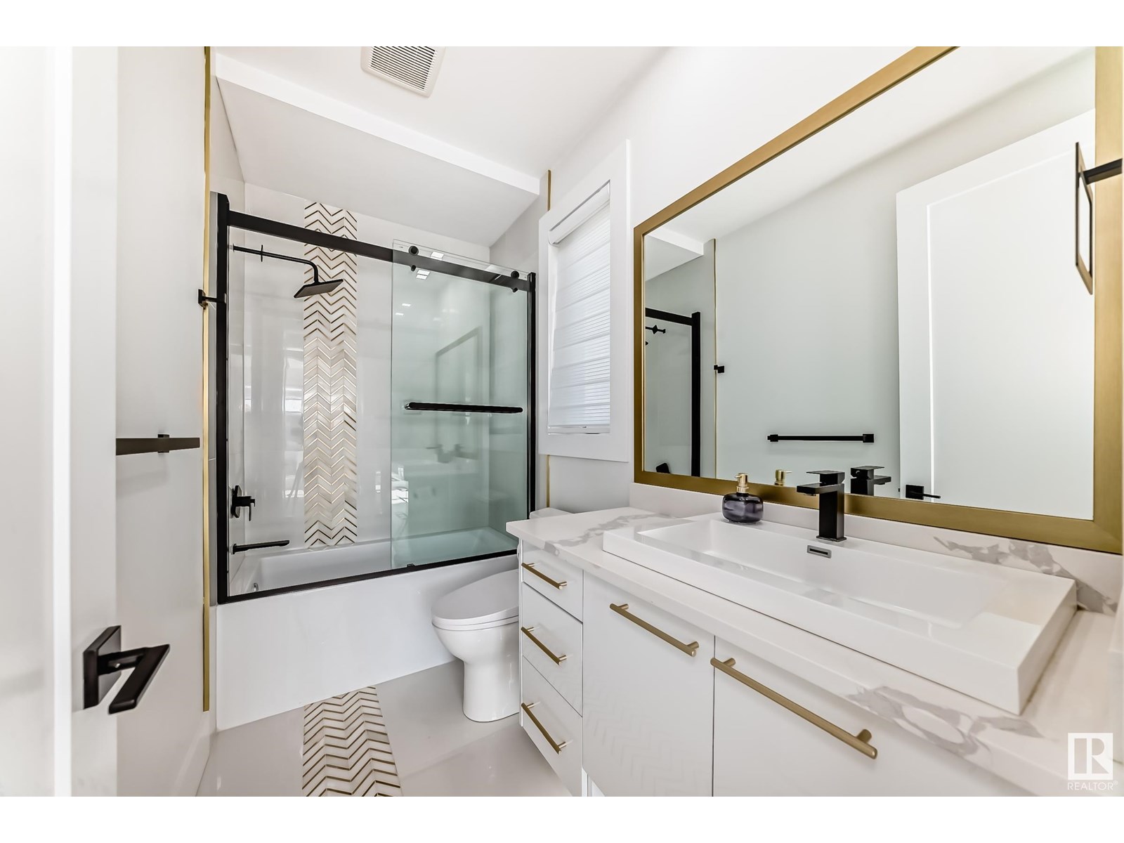 Photo 43 of 2747 Wheaton Dr Nw, Edmonton AB