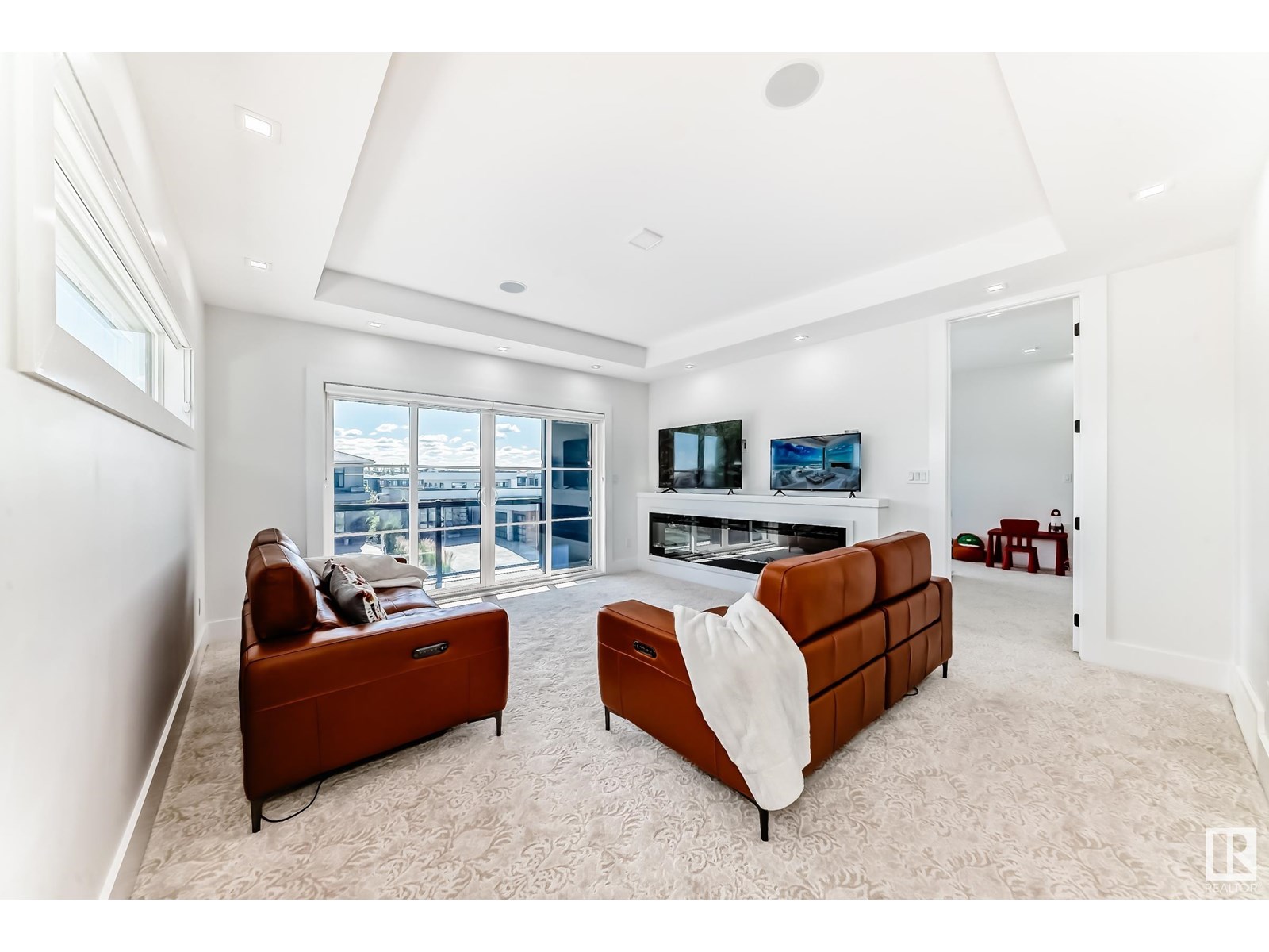 Photo 18 of 2747 Wheaton Dr Nw, Edmonton AB