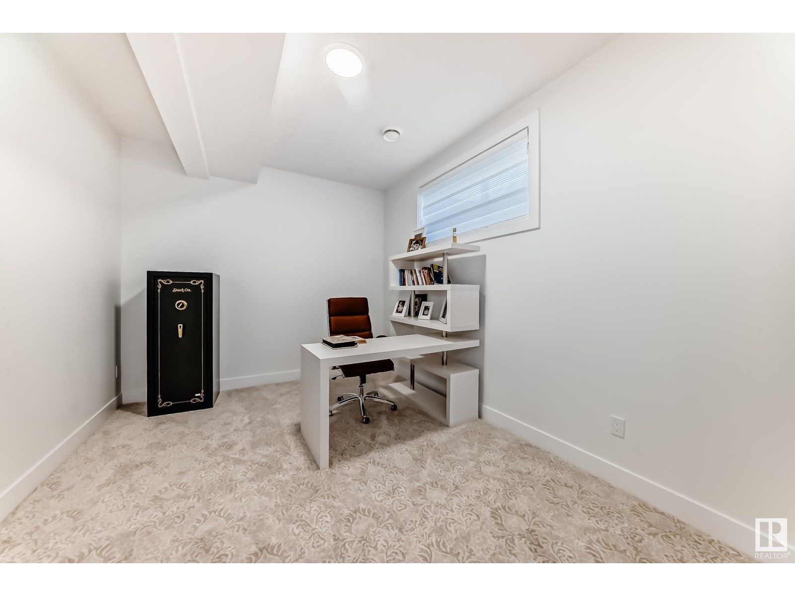Photo 39 of 2747 Wheaton Dr Nw, Edmonton AB
