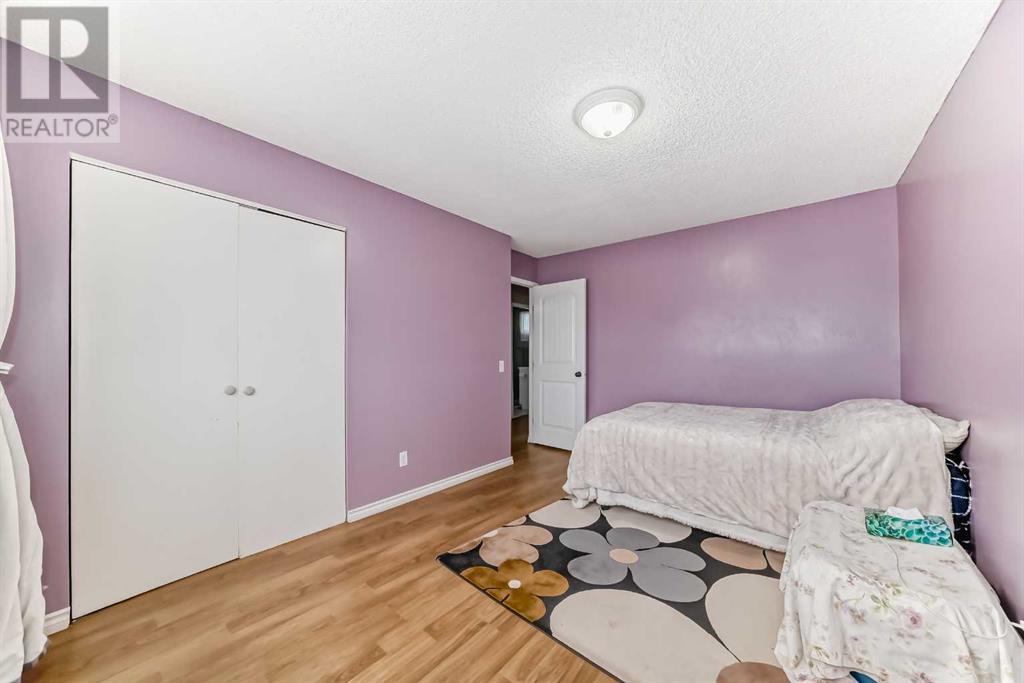 Single Family House for Sale in   Blackthorn Road NE Thorncliffe Calgary 