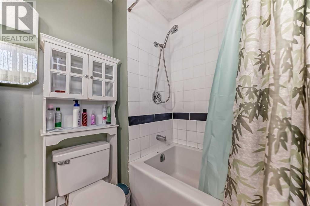 Single Family House for Sale in   Blackthorn Road NE Thorncliffe Calgary 