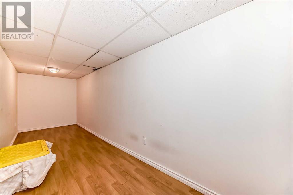 Single Family House for Sale in   Blackthorn Road NE Thorncliffe Calgary 