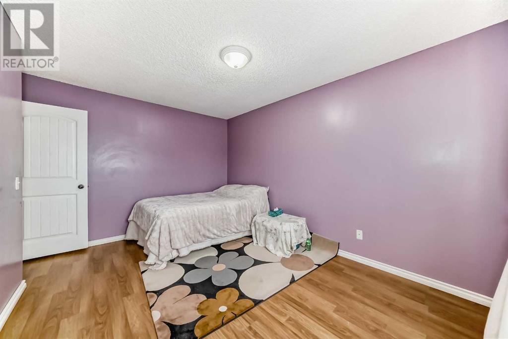 Single Family House for Sale in   Blackthorn Road NE Thorncliffe Calgary 