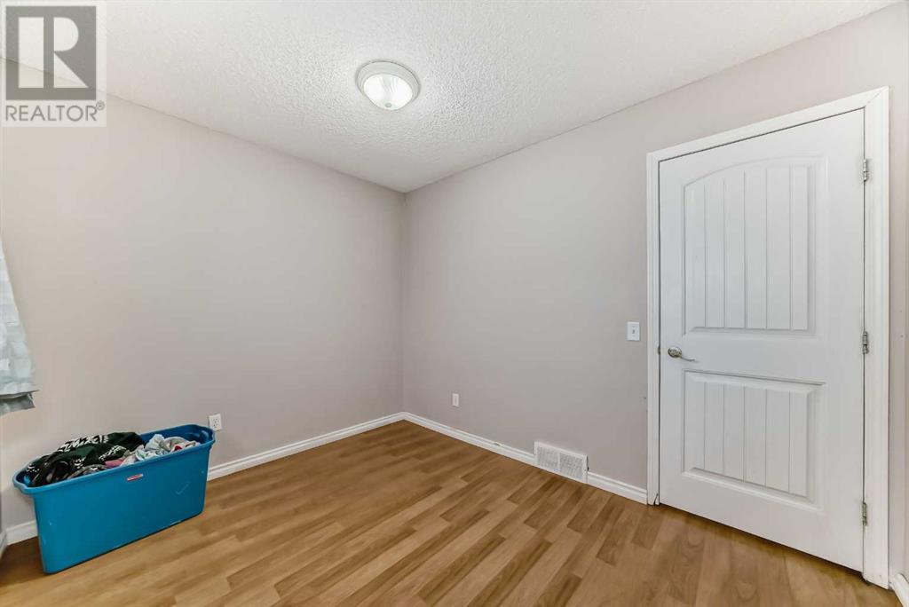 Single Family House for Sale in   Blackthorn Road NE Thorncliffe Calgary 