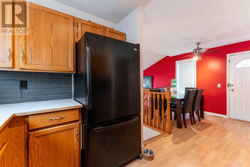 Single Family House 3 Level for Sale in  Laguna Close NE Monterey Park Calgary 