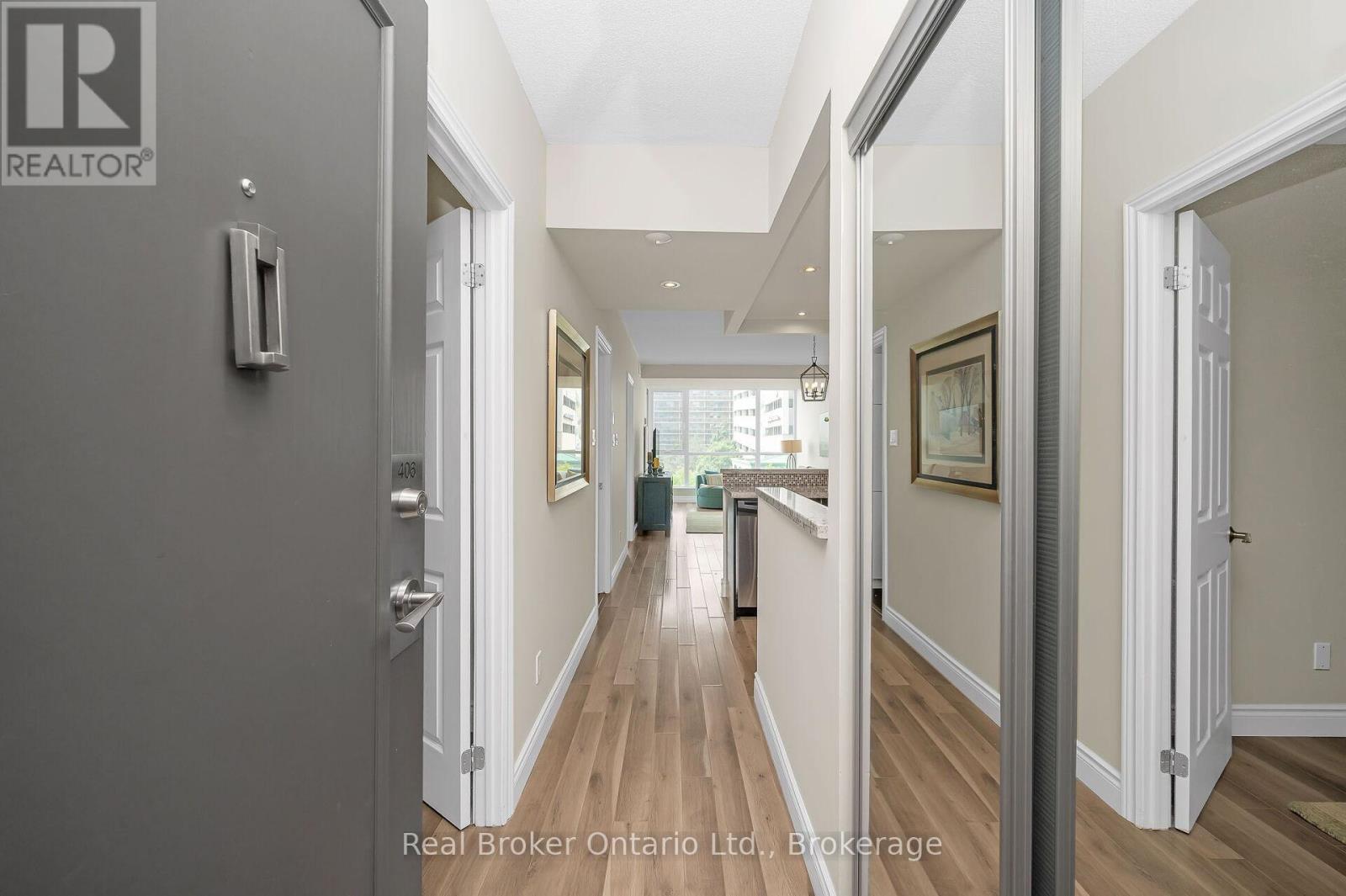 Photo 14 of 406 415 Locust Street, Burlington ON