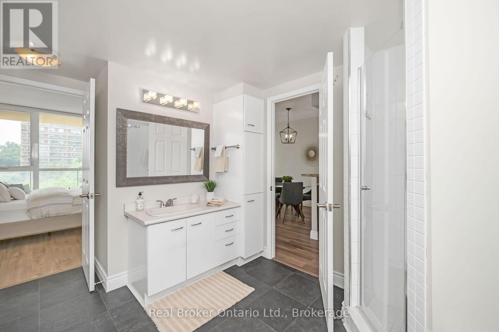 Photo 34 of 406 415 Locust Street, Burlington ON