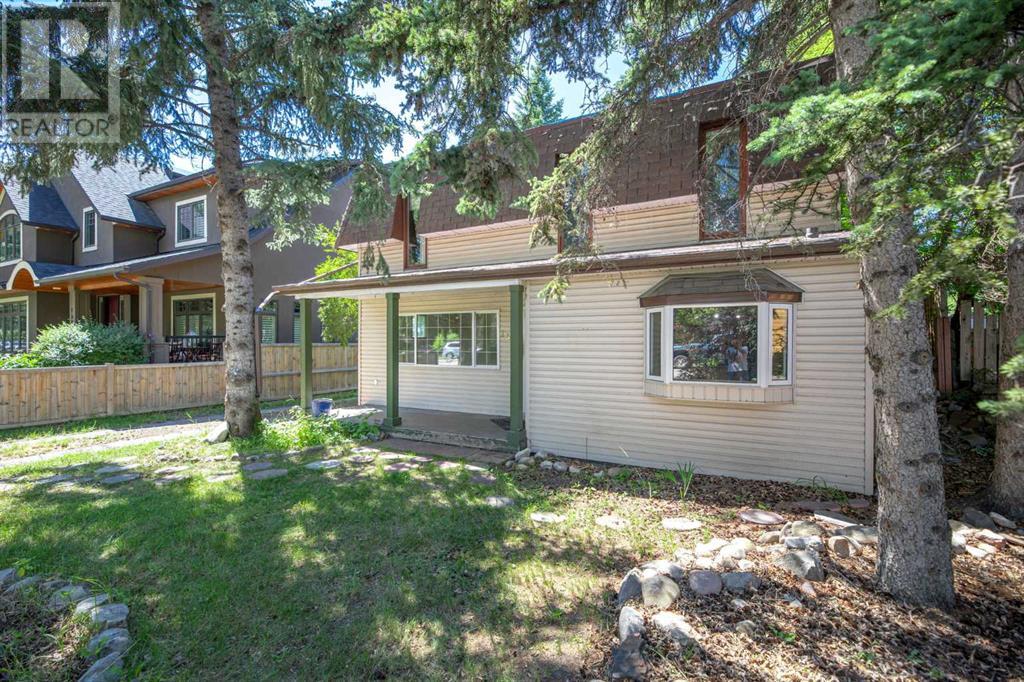 Single Family House 4 Level for Sale in   Street NW Parkdale Calgary 